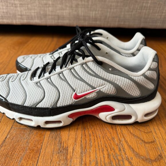 Nike Air max Plus Photon Dust / Varsity Red - Men's Size 10 - Picture 6 of 8